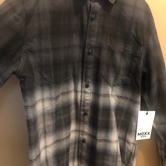NEW⭐️Mexx Charcoal plaid button down - Picture 2 of 8